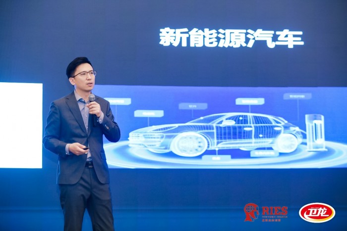 解码卫龙增长基因，里斯俱乐部携企业家深挖“辣味零食之王”的爆品逻辑_行业动态