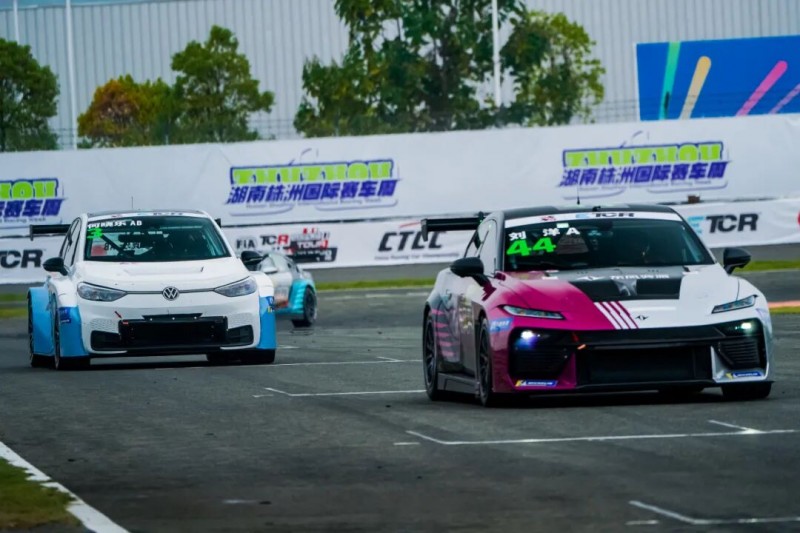 巅峰对决耀湘江，2025湖南株洲国际赛车周圆满收官_行业动态