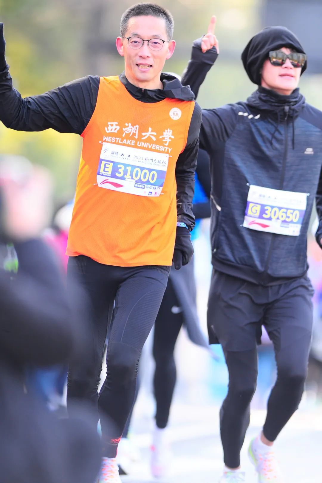 跑过风景跑过你！展慈·大丰·2023杭州马拉松激情开跑！
