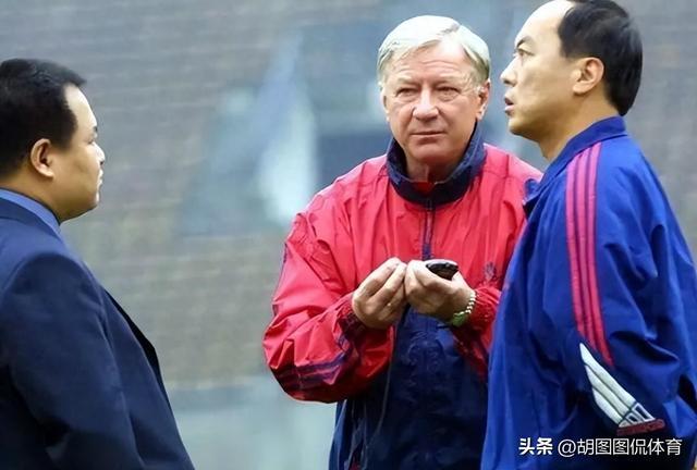 中国男足又被羞辱，前山东主帅：中国球员智力低，无法理解技战术