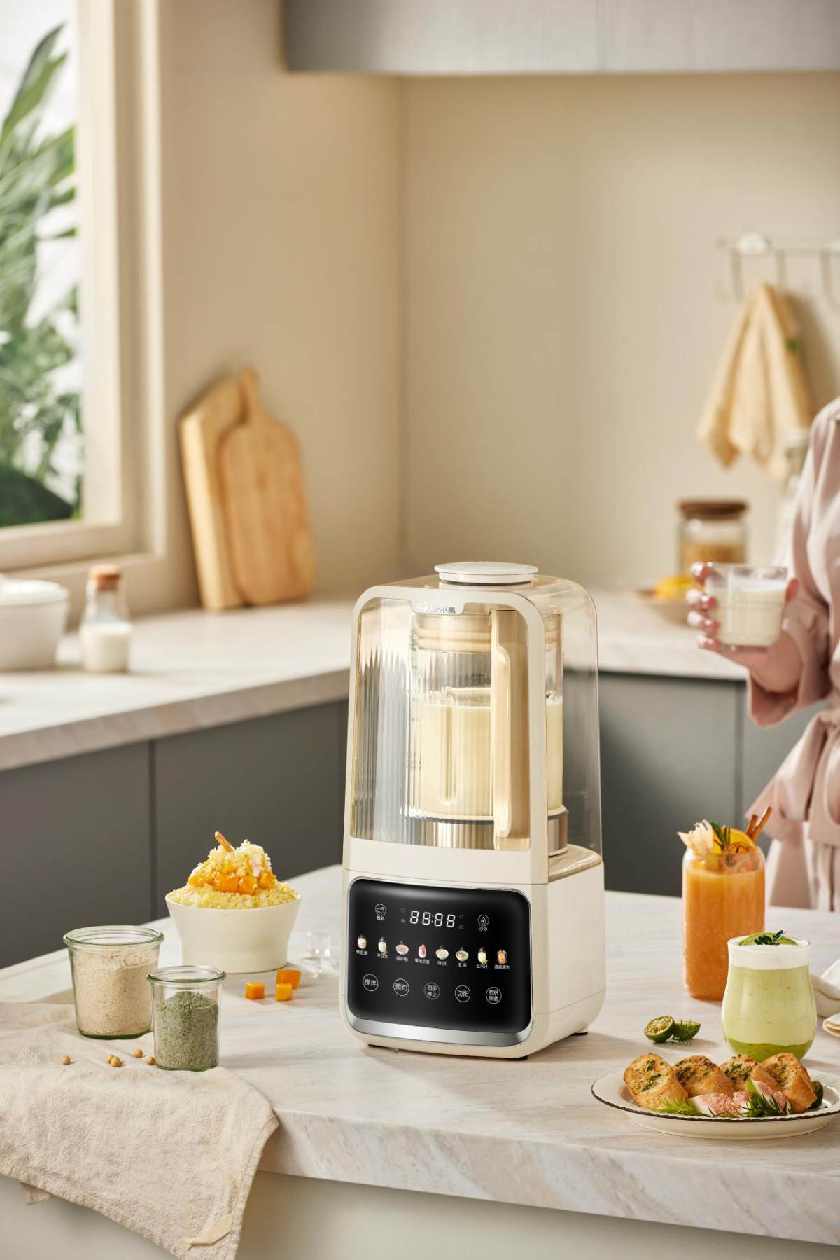 不仅可拆刀还能泡洗！小熊电器升级可拆洗破壁机_行业动态